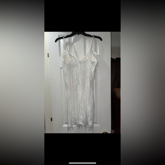 Dress - Picture 2 of 6